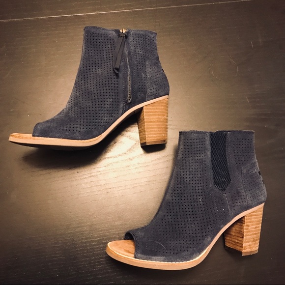NWOT Toms Suede Peep Toe Booties - Women 7.5 - Blue - Picture 1 of 6